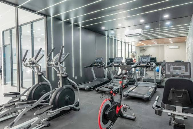 Fitness center - Milbrook Park Apartment