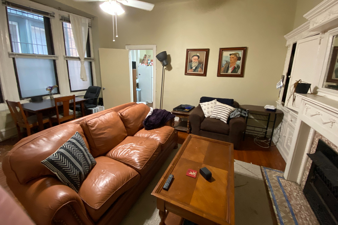 Living Room - 4003 Pine Street Apartments