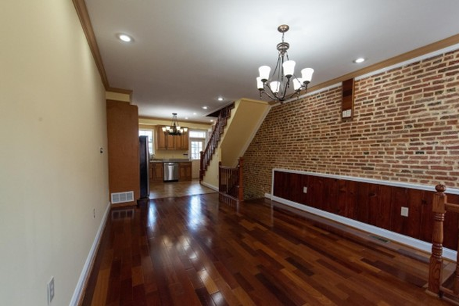 Shared Dining Area - 119 N Montford Ave. , private bed & bath close to campus, 1 block from Patterson Park Townhome