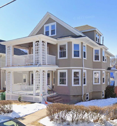 Outside - Deluxe Furnished Private Bedroom minutes to Tufts! (Sublet from June to August.)