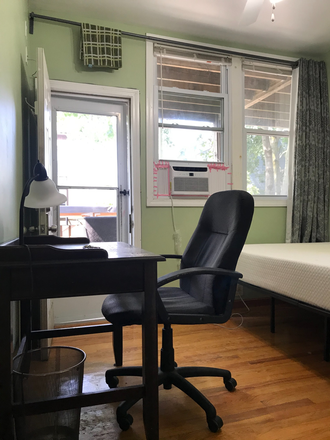 Bedroom - $1100, 1Br., furnished, covered Wi-Fi. walk to MIT/Kendal and T Redline Central sq Apartments