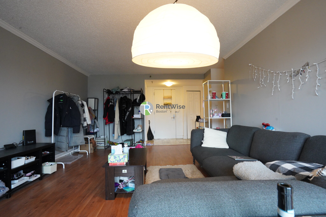 1 - AUG 2026-Fantastic Allston 2 bed, 1.5 bath Condo -Parking inc-NO FEE!