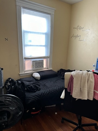 Call NOW for showings! 617-236-8600 - SOUTH HUNTINGTON AVE - *1/2 FEE* LRG MODERN SPLIT 3BR/1BA FOR 4 PPL AVAIL *9/1/2026* W/ EIK, DECK! Apartments