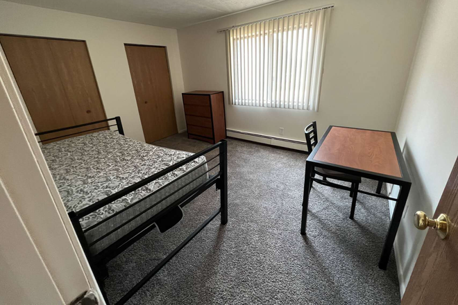 Bedroom - Cedar village apartment