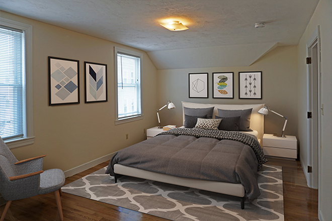 . - Sunny and spacious 2nd floor, one bedroom apartment close to Moody St & Waltham Center!