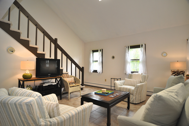 1 - 30 Greene Lane Narragansett, RI, RI 02882