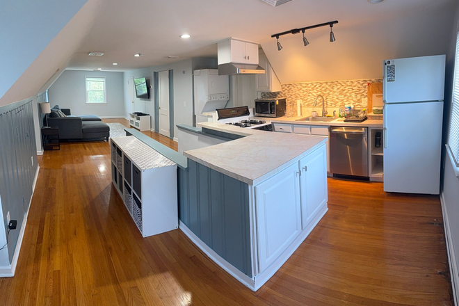 Full View - Furnished 1BR apt-Alexander Rd-Princeton