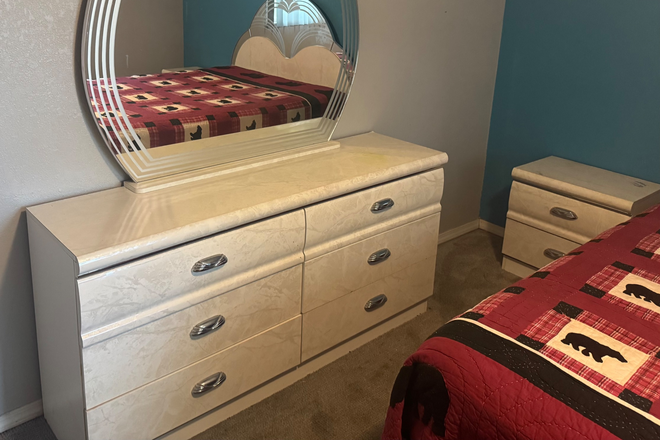 Wardrobe - 2 fully furnished rooms for rent House