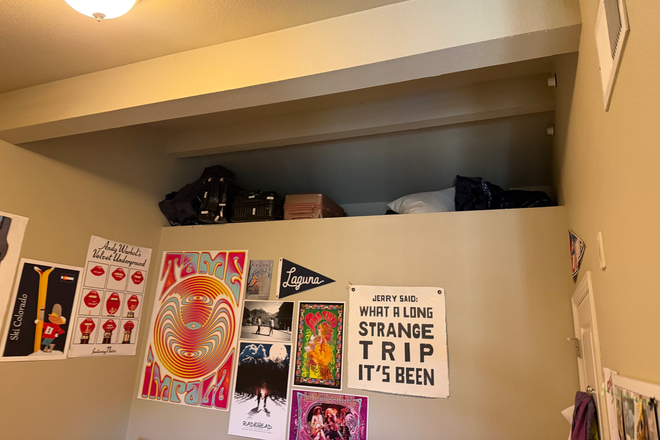 Loft space - Oak Apartments