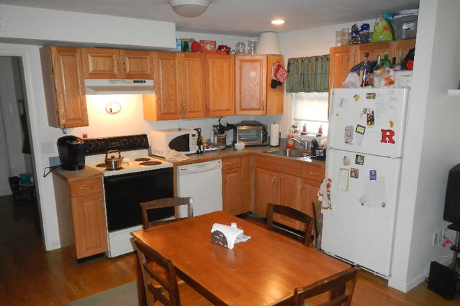 Image 2879064 - Washer and Dryer in Apartments Unit, Large Bedrooms, Open Kitchen living room area.