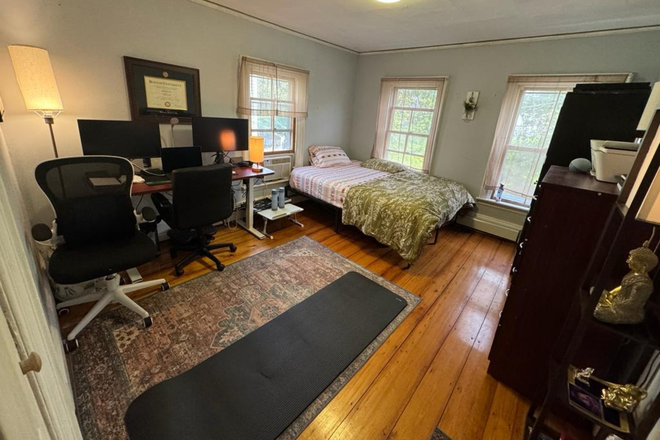 Bedroom - Harvard Sq on RIver Amazing Room  HUGE shared space over 2 floors w/just one other.