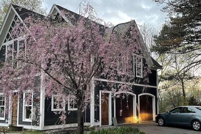 Exterior - FURNISHED CARRIAGE HOUSE APARTMENT