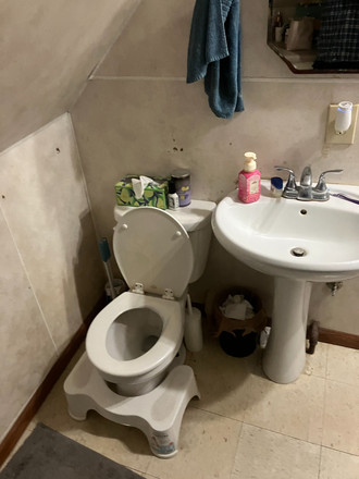 Bathroom - Arbor House