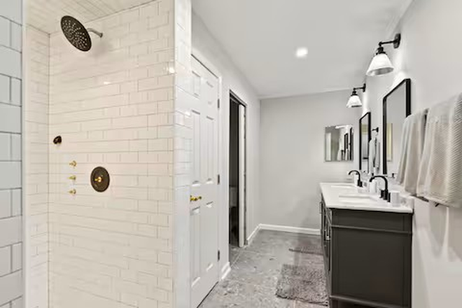Master Bathroom with double sink - Modern Four-Bedroom Furnished Home Minutes from Downtown Charleston & Folly Beach