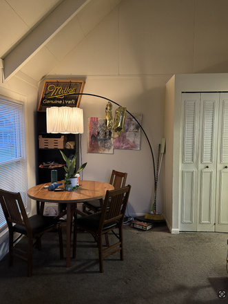 Dining Area - Puffton Village Apartments