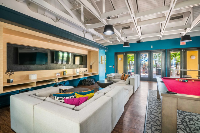 Community Center - The Verge Orlando Apartments