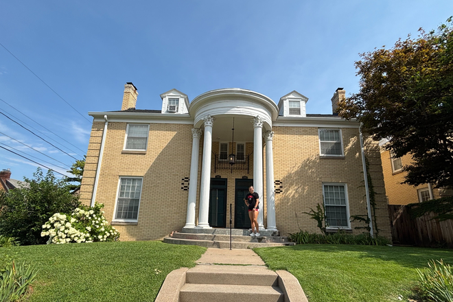 Exterior - Farnam Townhouse