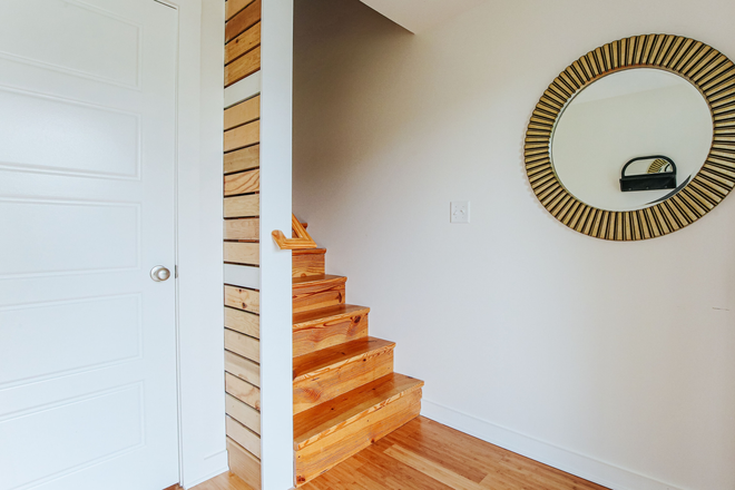 Foyer - 1 Bed, 1 Bath Studio Apartment Just Minutes to UVA