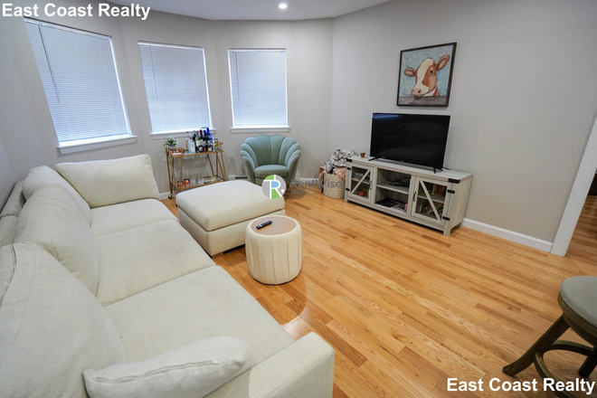 1 - SEPT 2026 | Allston 2 Bed, 1 Bath | A/C | Elevator | Cats Welcome! | No Broker Fees | 1 Month Free Apartments