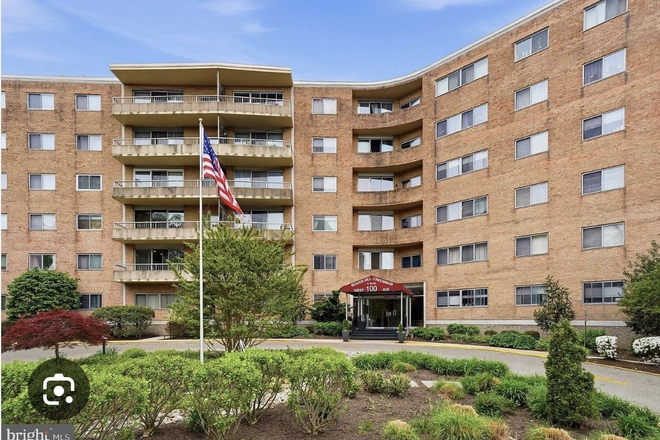Outside of the building - Beaverhill Condominiums