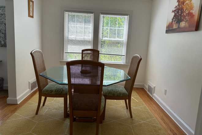 dining room - Furnished 5BR home-Hawthorne Ave-Princeton