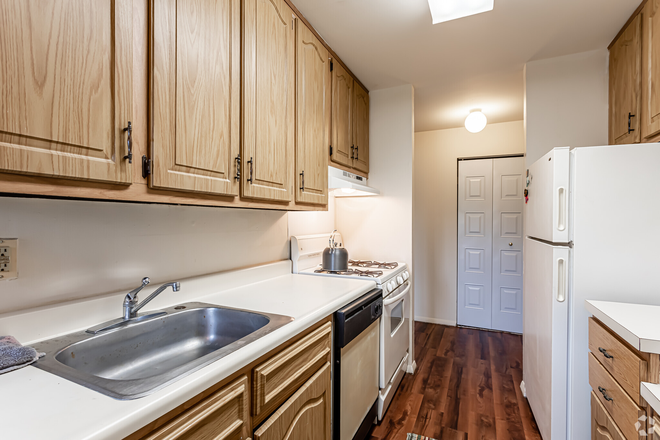 Kitchen - Private Room Available at Brandywine Apartments