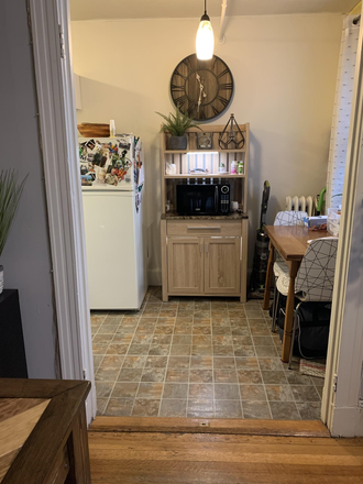 kitchen - Sunny Brighton 2 bed right on the B line Apartments