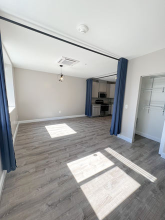 Living Space - 109 W Lexington Apartments, modern, downtown, great transportation options