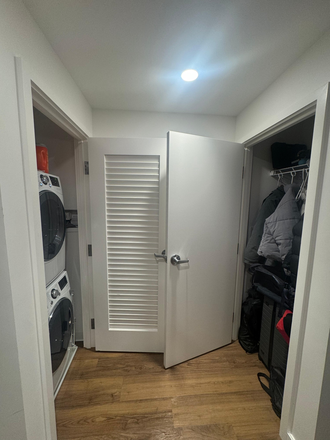 Washer & Dryer + Closet - 1 Soldier Field Park - Unit 411 (Fully Furnished Studio on HBS Campus) Apartments