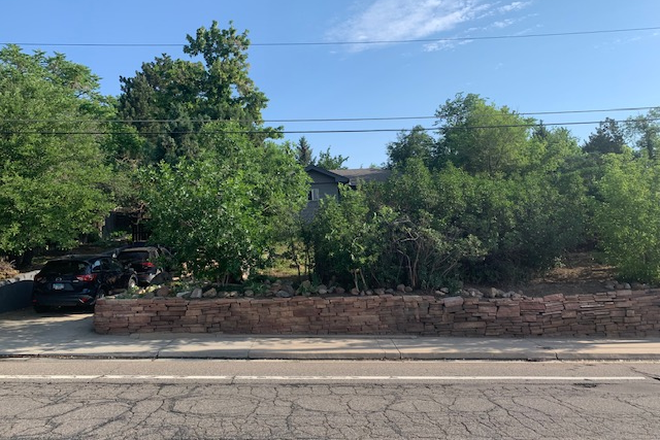 4 bdrms; 2 bath; washer/dryer; 1 blk to campus - House 1 blk from campus (Engineering School)
