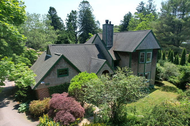 Exterior - 740 Post Road House