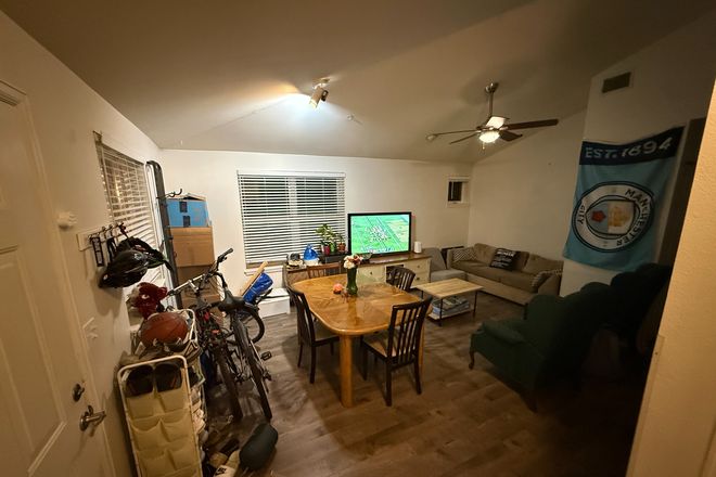 Living room - 4390 Laguna Pl Townhome