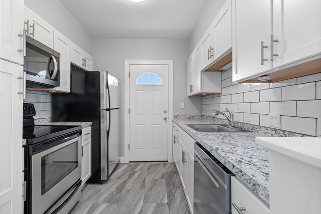 Kitchen - Spacious 4-bedroom Medford apartment - Avail. 6/1/2026!