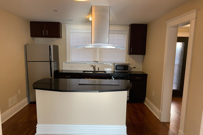 kitchen - 741 eastgate ave Apartments