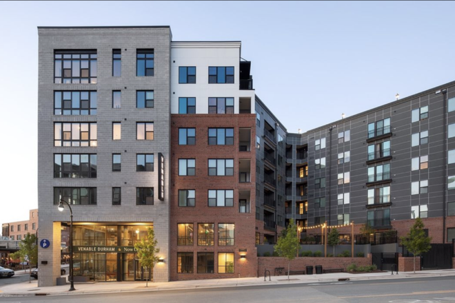Outside View - Luxury Apartment in Downtown Durham, Perfect for Summer Lease