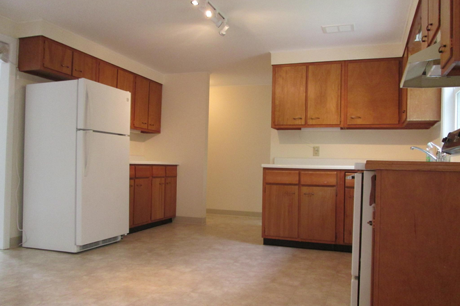 Kitchen - 3 Bedroom in the New North End Duplex