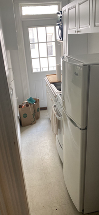 Call NOW for showings! 617-236-8550 - 1111 BOYLSTON ST - CUTE & COZY STUDIO CONDO FOR *9/1/2025* W/ H&HW INC, LNDRY IN BLDNG, PROF MGMT!