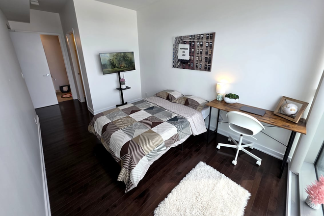 Master Room - Bedroom - Fully Furnished Private Rooms | ICE Condos Near Rogers Centre & CN Tower