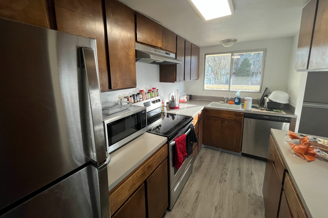 Kitchen - Patterson Tower, need 1 roommate for 2 bedroom apt.