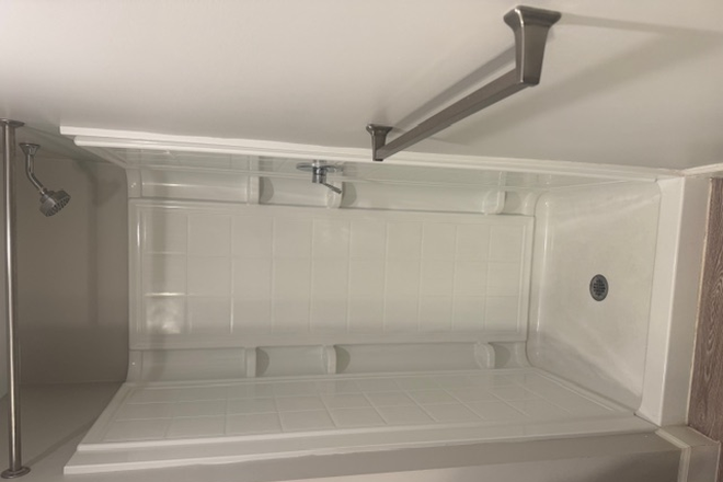 Shower - Peak Of Boone Studio Apartment Sublease