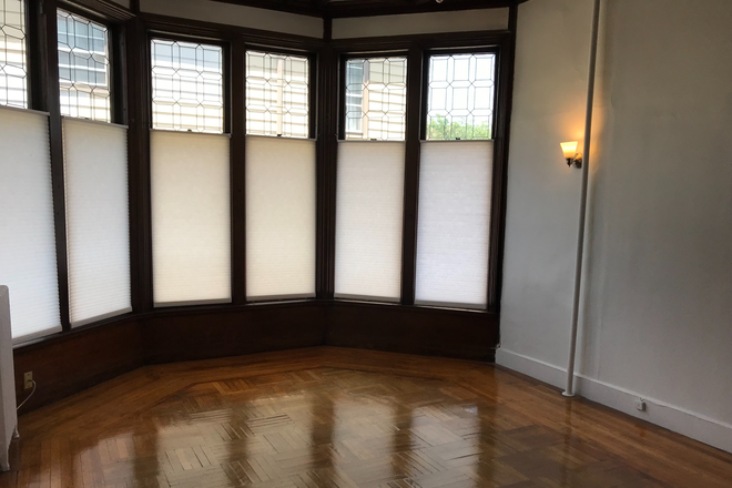 living room - 159 Prospect Street, 1 Bed, $1850 - Avail. September 1st Apartments