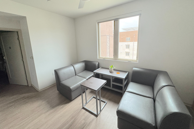 Living Room - ACC Plaza Verde II 2b2b, utilities included, Spring Quarter, Female UCI student only