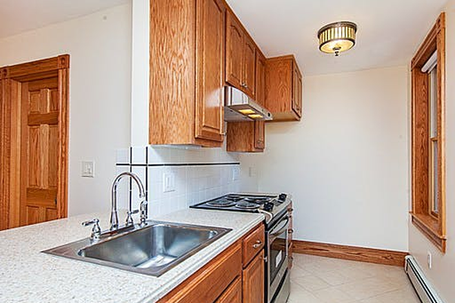 Kitchen - Phillips St 2 Bed Beacon Hill Apartments
