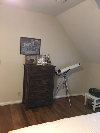 Bedroom 2 - Country quiet 0ne bedroom, bath   And shower         m for rent House