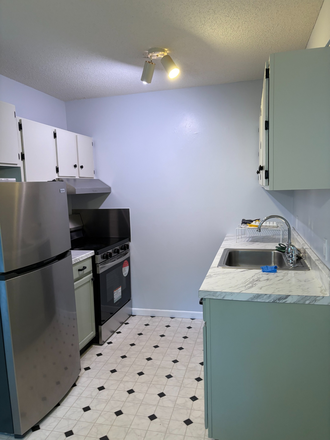 Kitchen 2 - Quiet 2 BR Condo Perfect for Grad Student