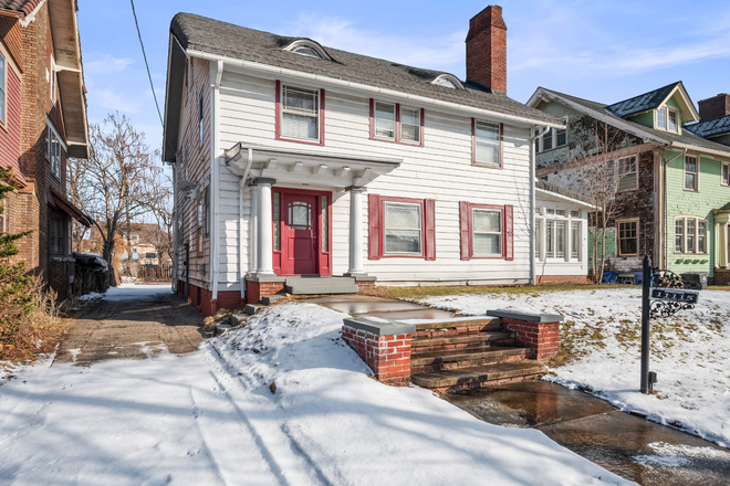 Outside Street View - 11115 Wade Park Ave-Single Family Home for Rent on Campus
