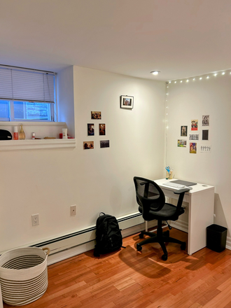 Bedroom 2 Desk - Awesome Large 2BR Apartment for Rent in Annex