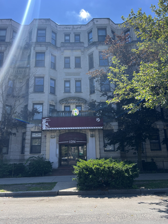 1 - 🌟 Prime Location Allston 1 Bed, Heat & Hot Water Included | Pet-Friendly | Available 9/1 Apartments