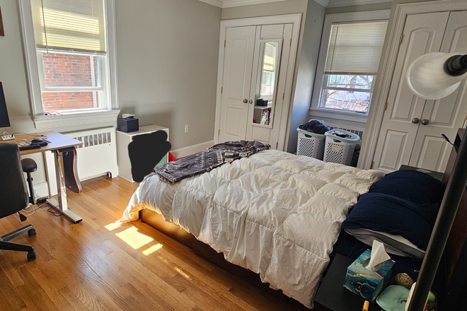 Bedroom - 1 Furnished Bedroom Summer Sublet in Brighton (2 bed / 1 bath)