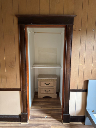 Closet - Semi-Furnished Room w/ Private Bath – 8 Min Walk to Campus, Next to Lidl Townhome